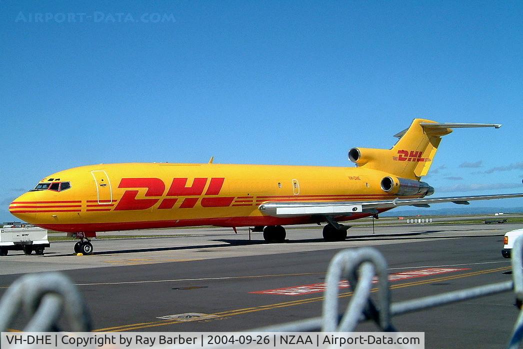 VH-DHE, 1980 Boeing 727-2J4F C/N 22080, Boeing 727-2J4F [22080] (DHL) Auckland Int'l ~ZK 26/09/2004
