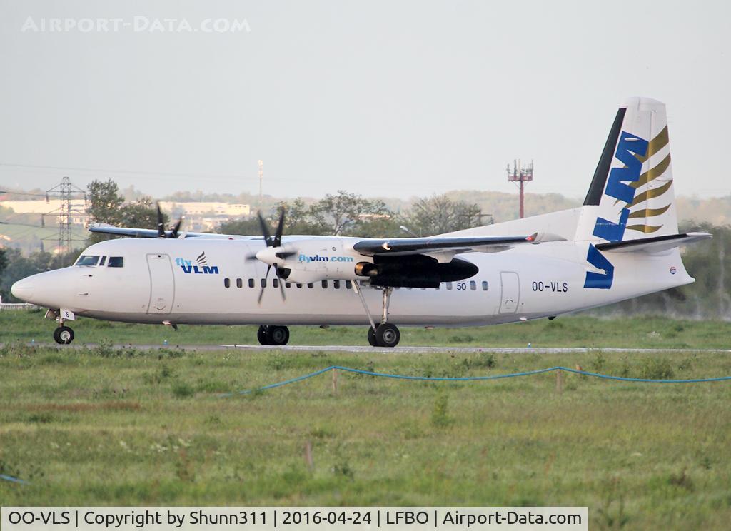 OO-VLS, 1987 Fokker 50 C/N 20109, Lining up rwy 32R for departure in new c/s