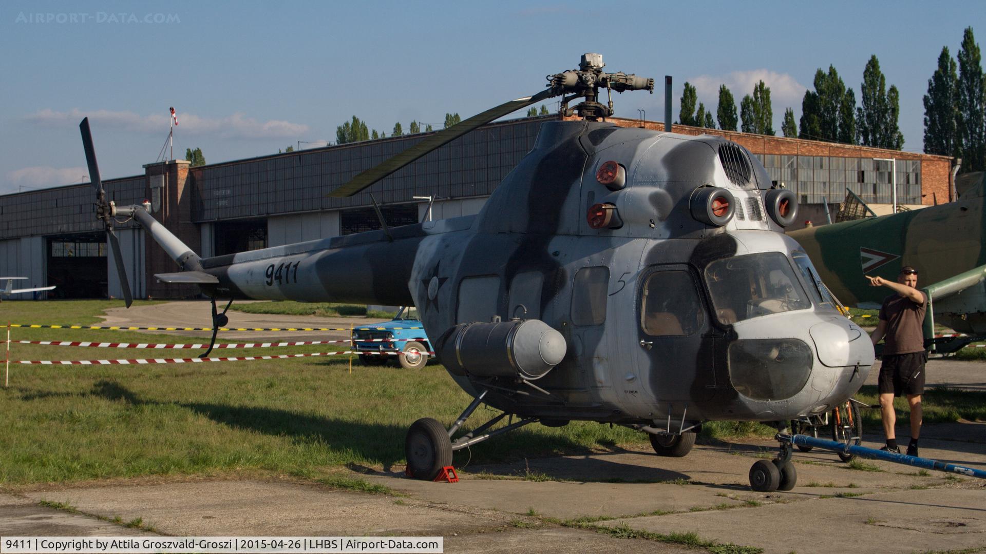 9411, WSK Swidnik Mi-2 C/N 519411095, Budaörs Airport, Hungary. Gold Timer Fundanation airshow