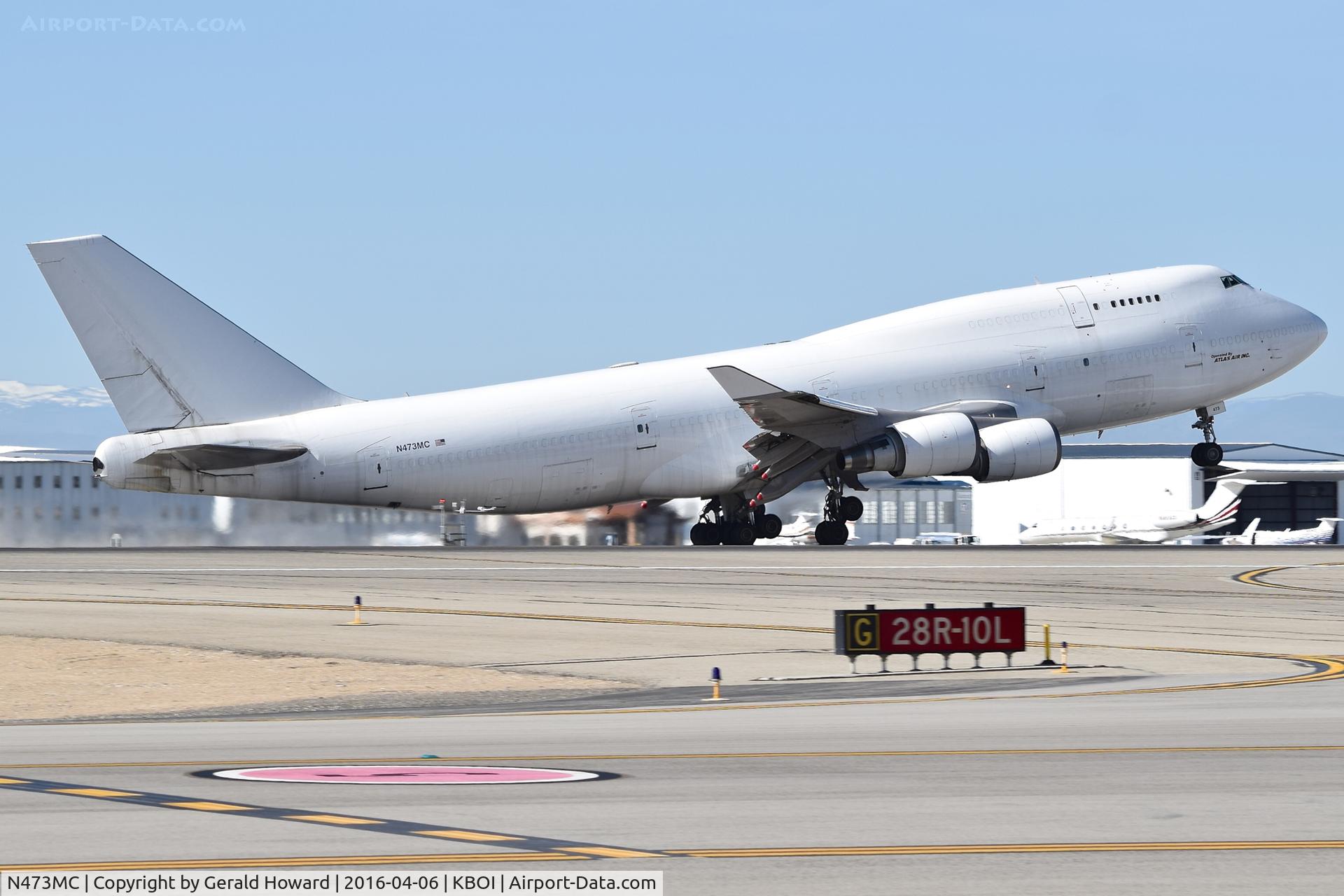 N473MC, 1993 Boeing 747-45E SCD F C/N 27174, Take off roll on RWY 28L.
