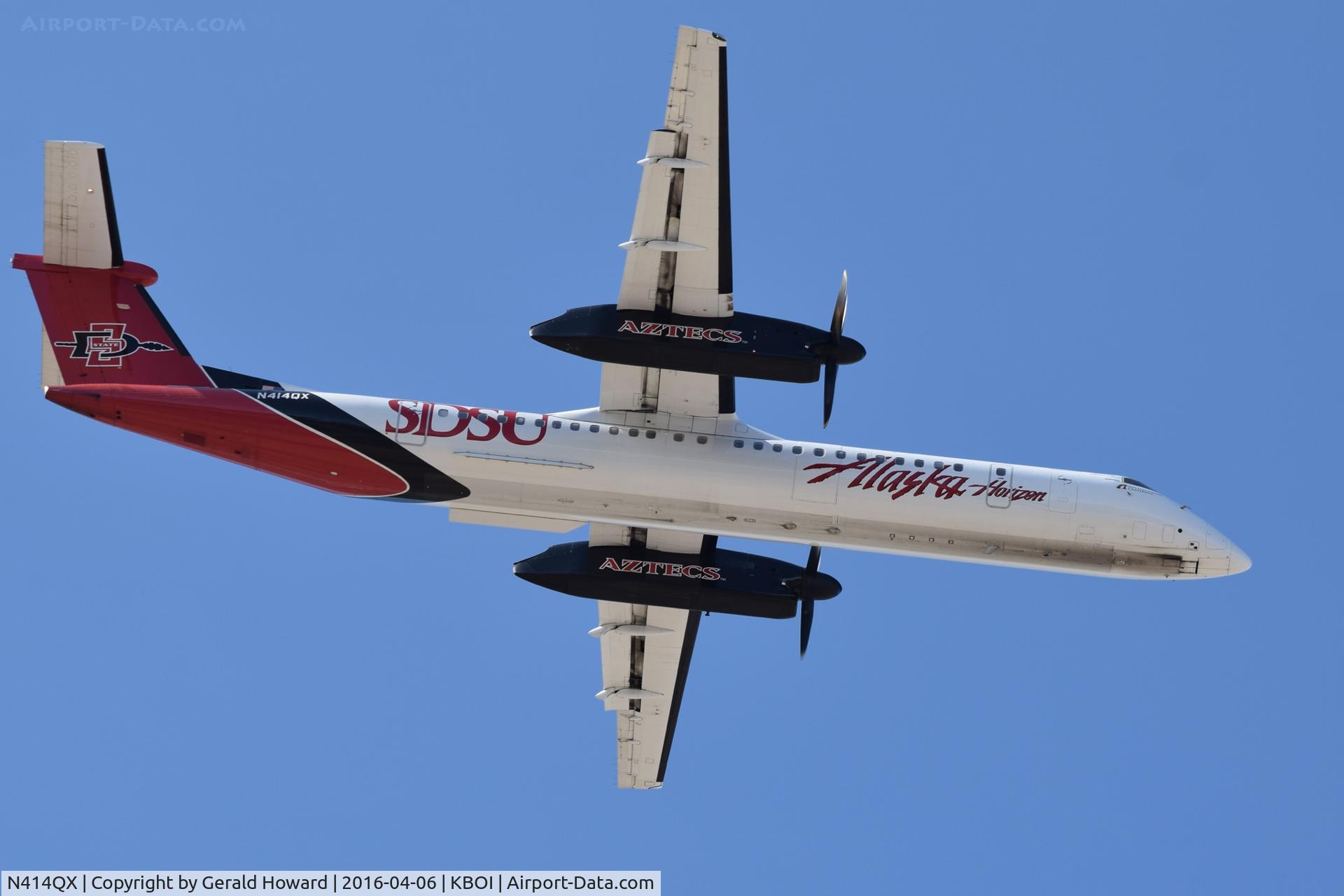 N414QX, 2002 Bombardier DHC-8-402 Dash 8 C/N 4061, Departing RWY 28R.