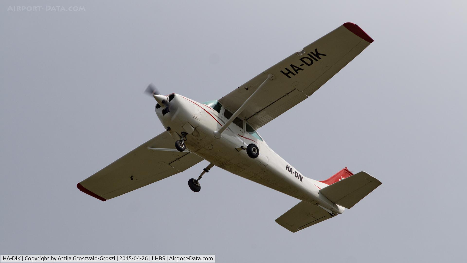 HA-DIK, Cessna 182K Skylane C/N 18258466, Budaörs Airport, Hungary. Gold Timer Fundanation airshow