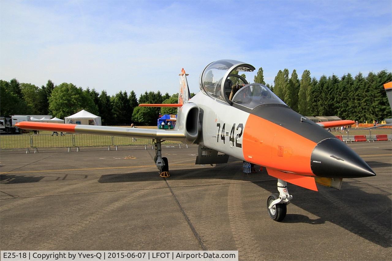 E25-18, CASA C-101EB Aviojet C/N EB01-18-018, Spanish Air Force CASA C-101EB Aviojet, Static display, Tours-St Symphorien Air Base 705 (LFOT-TUF) Open day 2015