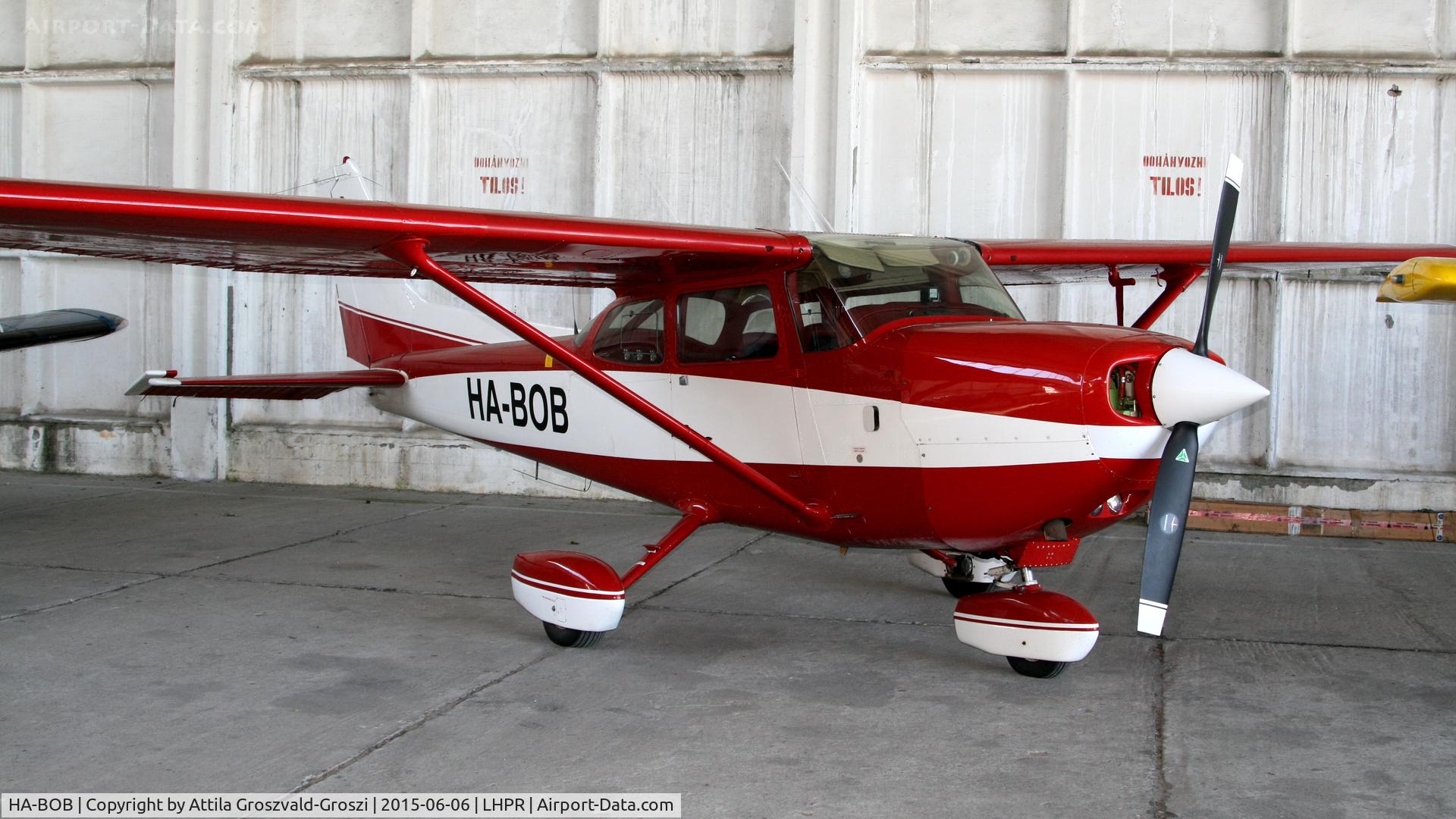 HA-BOB, 1989 Cessna R172K Hawk XP C/N R1722575, Györ-Pér Airport, Hungary