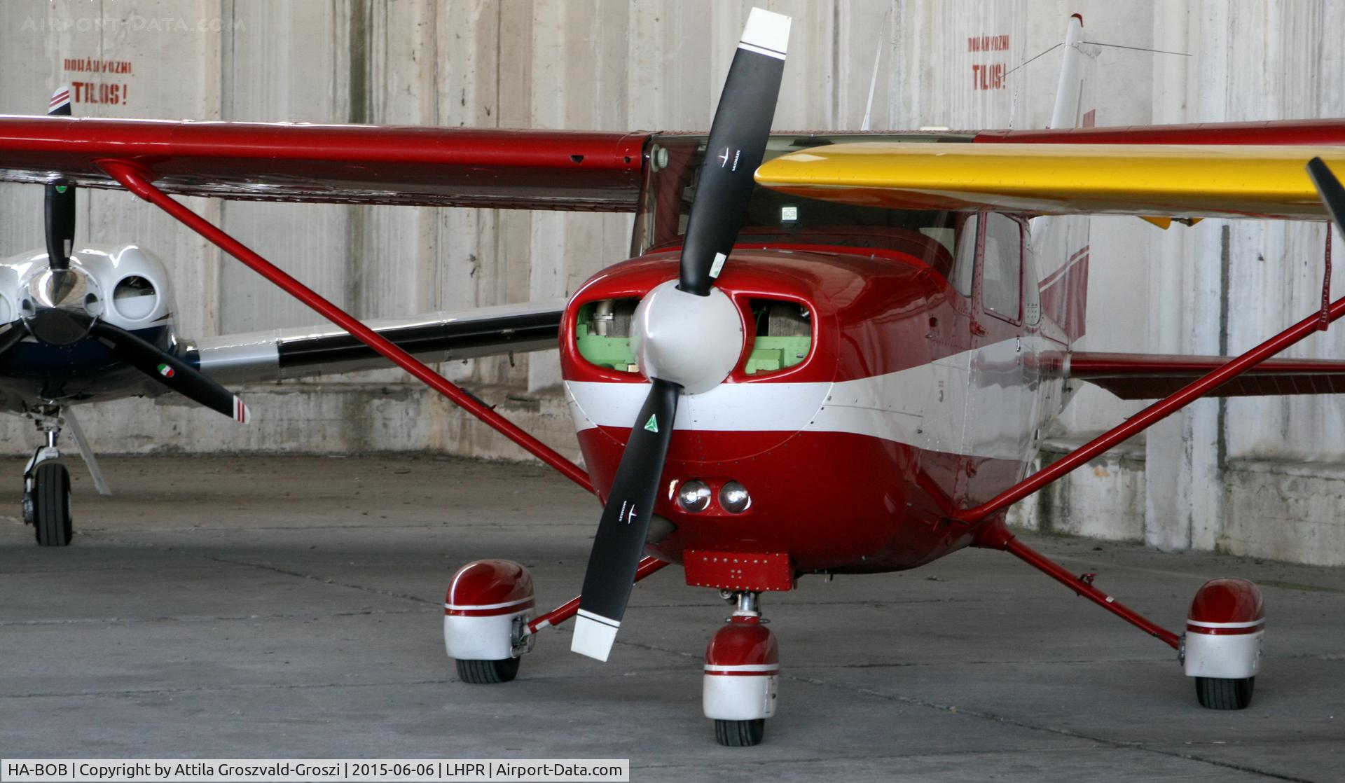 HA-BOB, 1989 Cessna R172K Hawk XP C/N R1722575, Györ-Pér Airport, Hungary