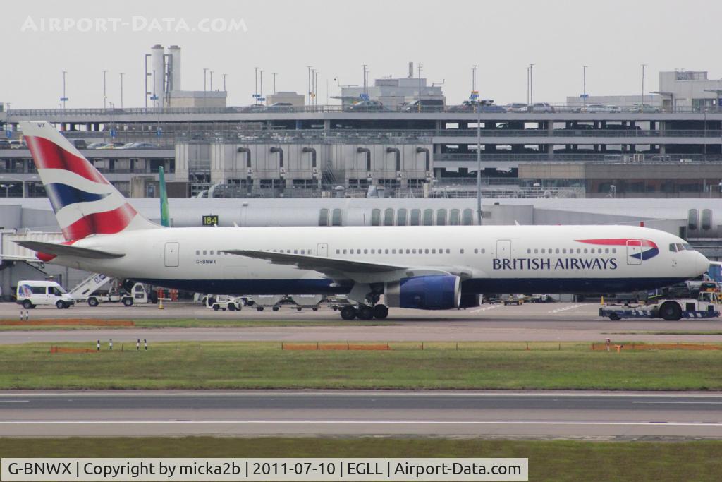 G-BNWX, 1994 Boeing 767-336 C/N 25832, Taxiing. Scrapped in november 2018