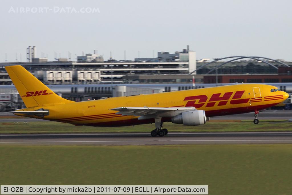 EI-OZB, 1982 Airbus A300B4-103(F) C/N 184, Take off