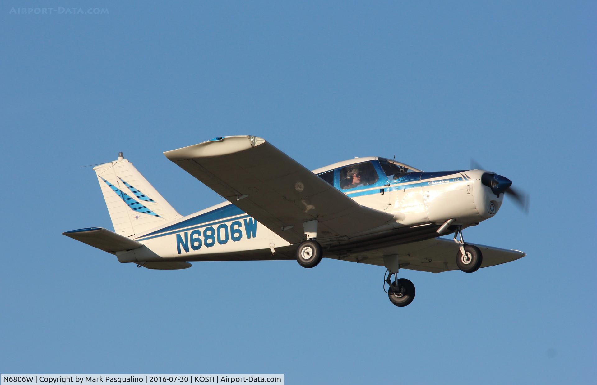 N6806W, 1965 Piper PA-28-140 Cherokee C/N 28-20941, Piper PA-28-140