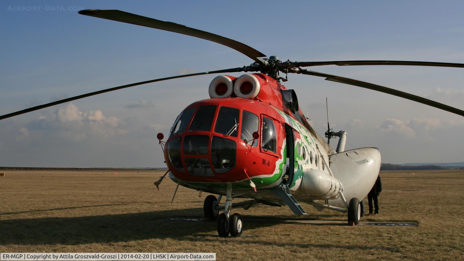 ER-MGP, 1984 Mil Mi-8T Hip C/N 98417135, Siófok-Kiliti Airport, The arrival of Moldova to replace the current station