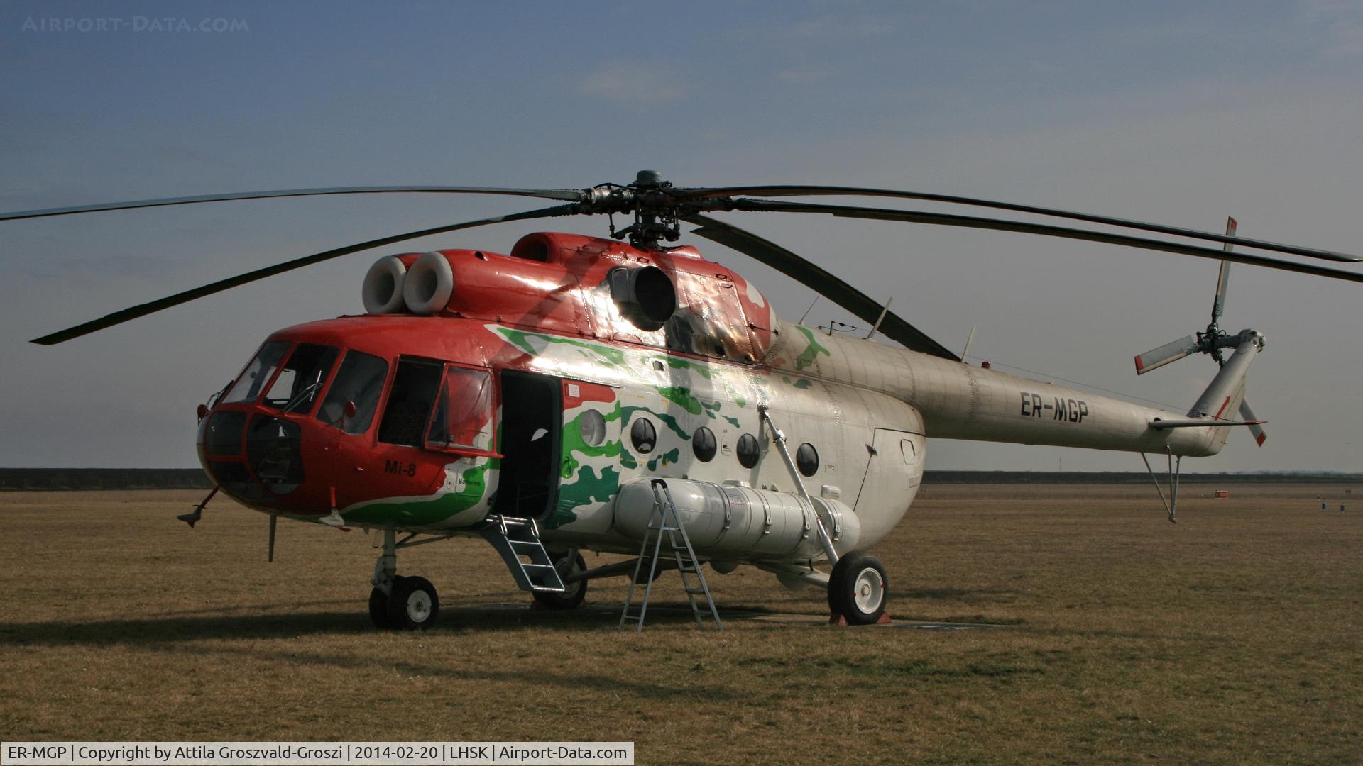 ER-MGP, 1984 Mil Mi-8T Hip C/N 98417135, Siófok-Kiliti Airport, The arrival of Moldova to replace the current station