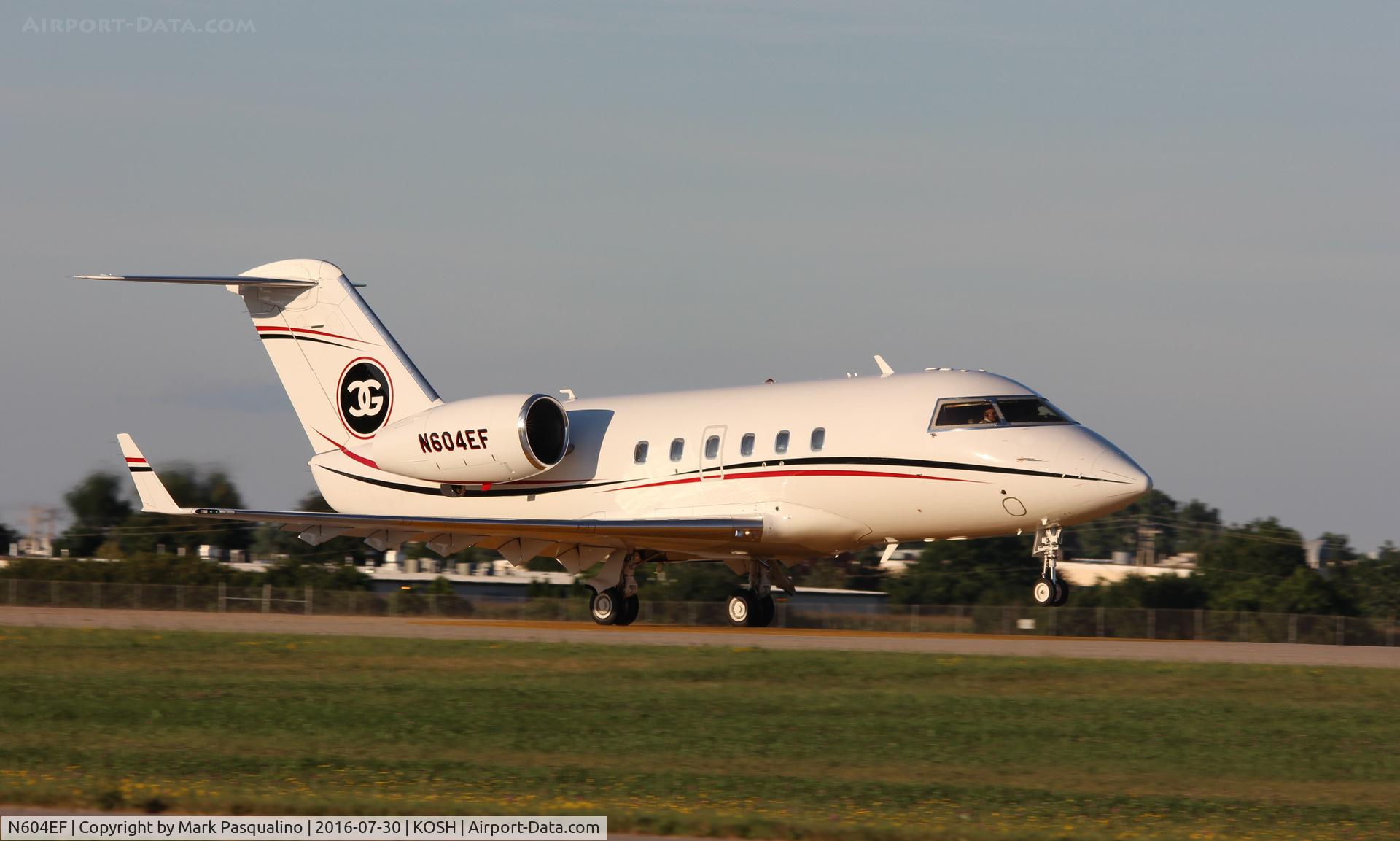 N604EF, 1982 Canadair Challenger 600 (CL-600-1A11) C/N 1068, Canadair CL-600