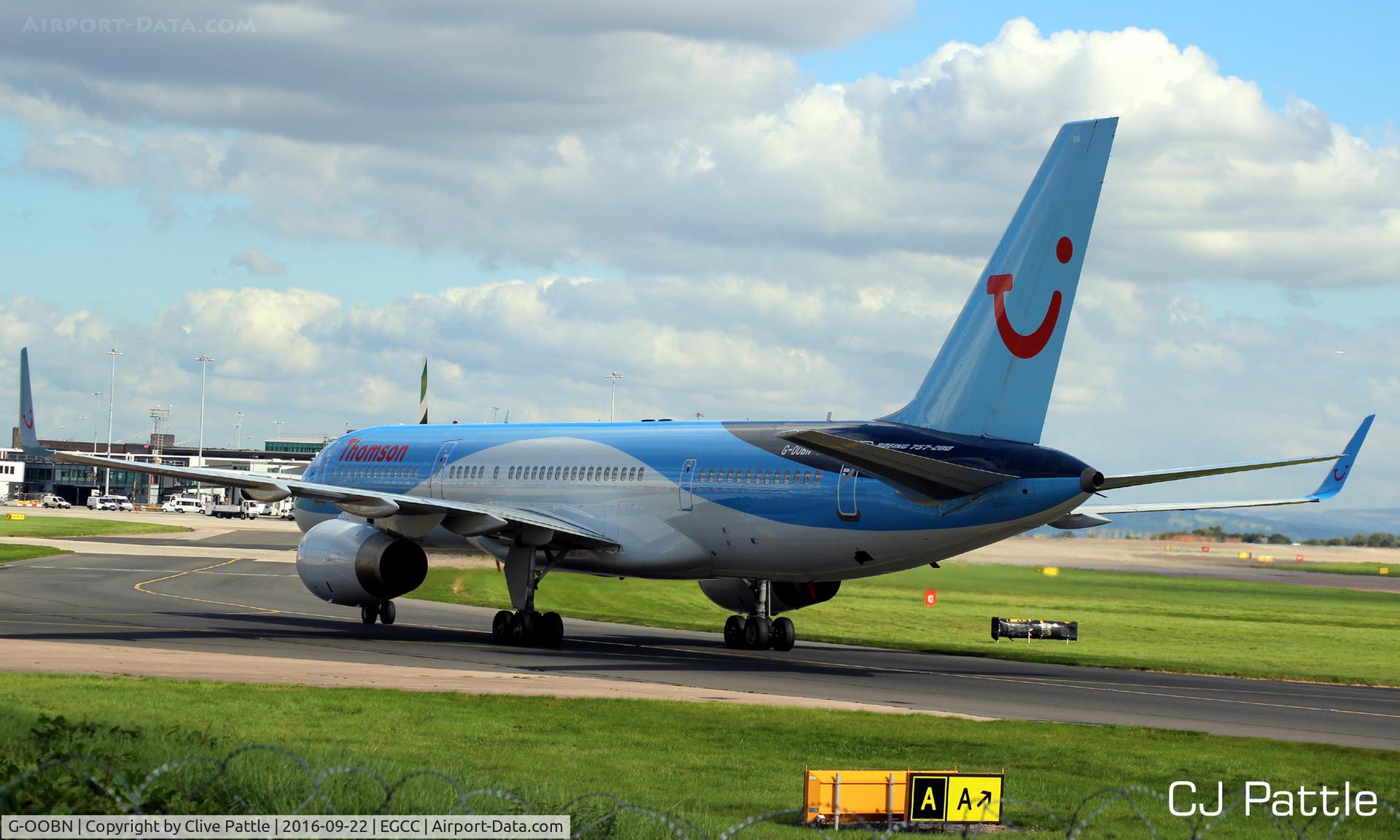 G-OOBN, 2000 Boeing 757-2G5 C/N 29379, Taxy to terminal at EGCC