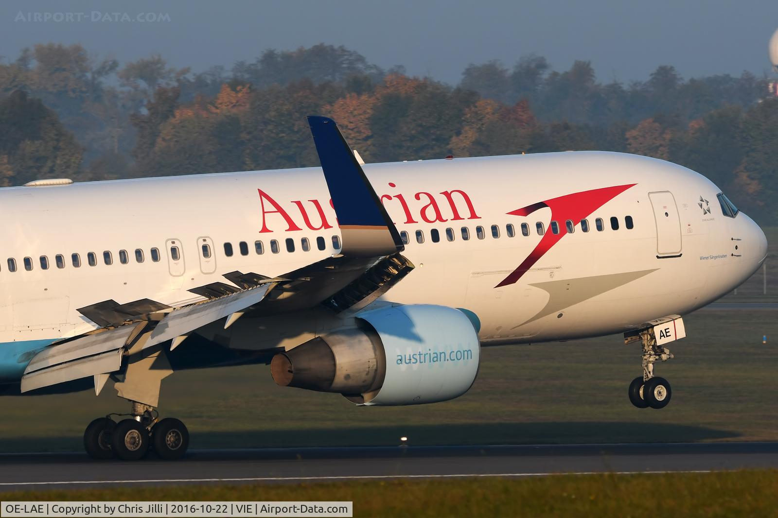 OE-LAE, 2000 Boeing 767-3Z9/ER C/N 30383, Austrian Airlines