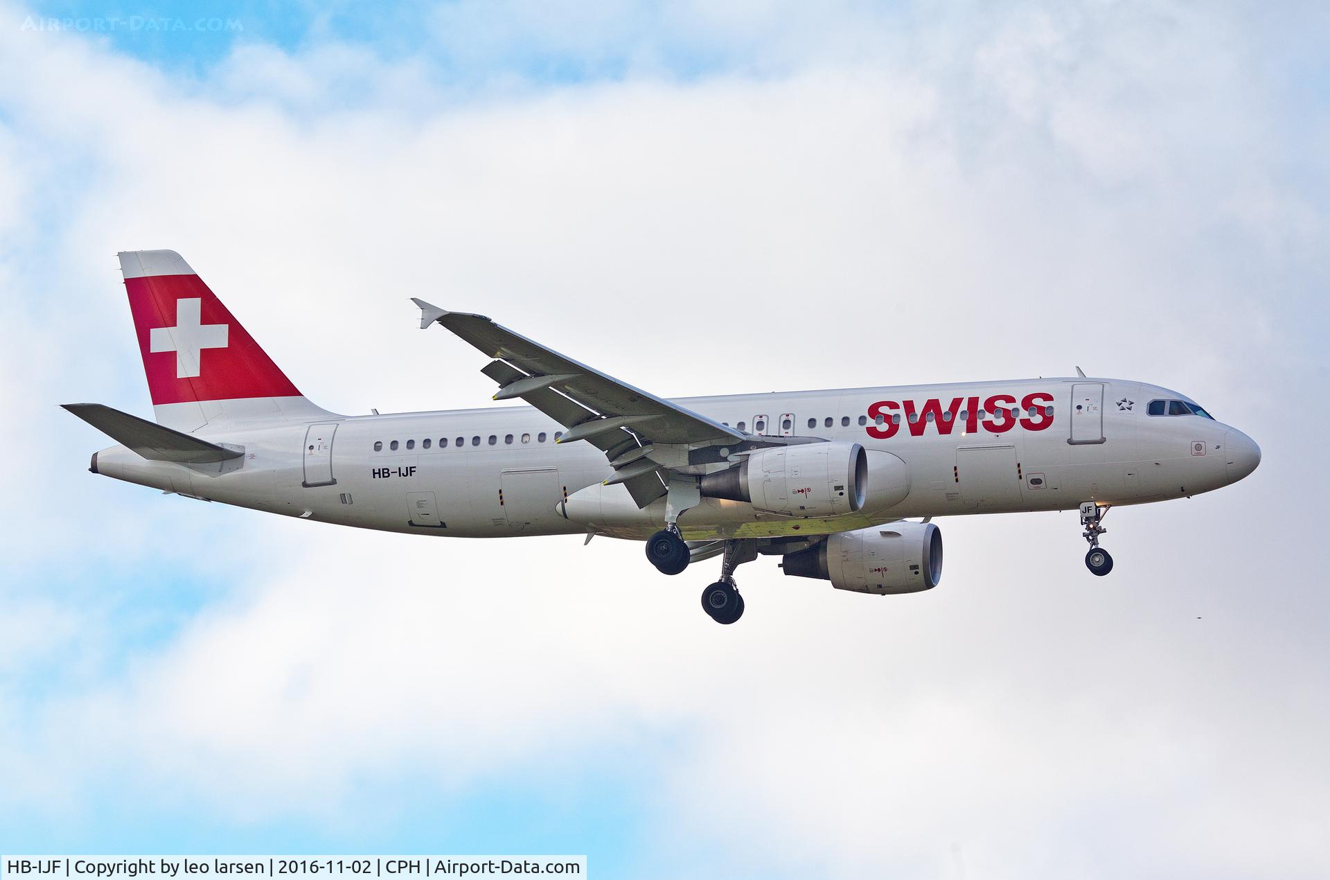 HB-IJF, 1995 Airbus A320-214 C/N 562, Copenhagen 2.11.16