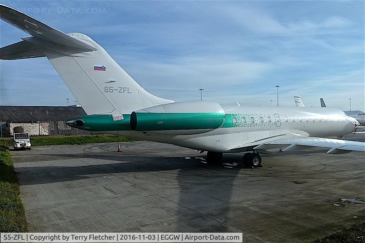 S5-ZFL, 2011 Bombardier Global 6000 (BD700-1A10) C/N 9466, 2011 Bombardier BD700 Global Express, c/n: 9466 at Luton