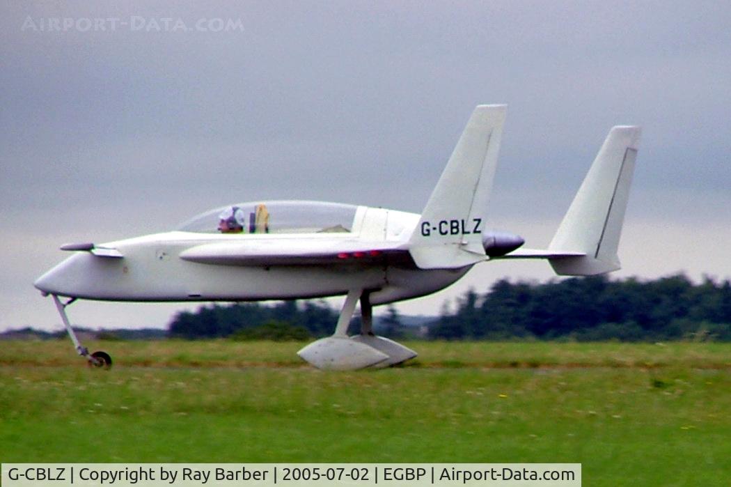 G-CBLZ, 1988 Rutan Long-EZ C/N 1046, Rutan Long-Ez [1046] Kemble~G 02/07/2005