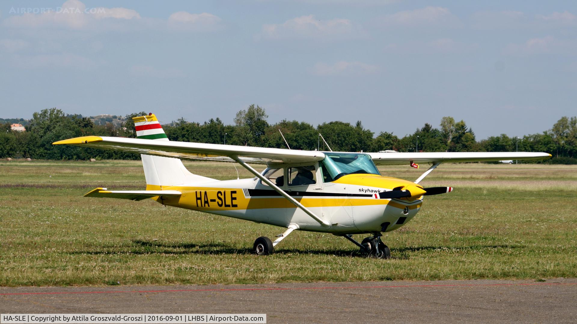 HA-SLE, Cessna 172L Skyhawk II C/N 17259309, Budaörs Airport, Hungary