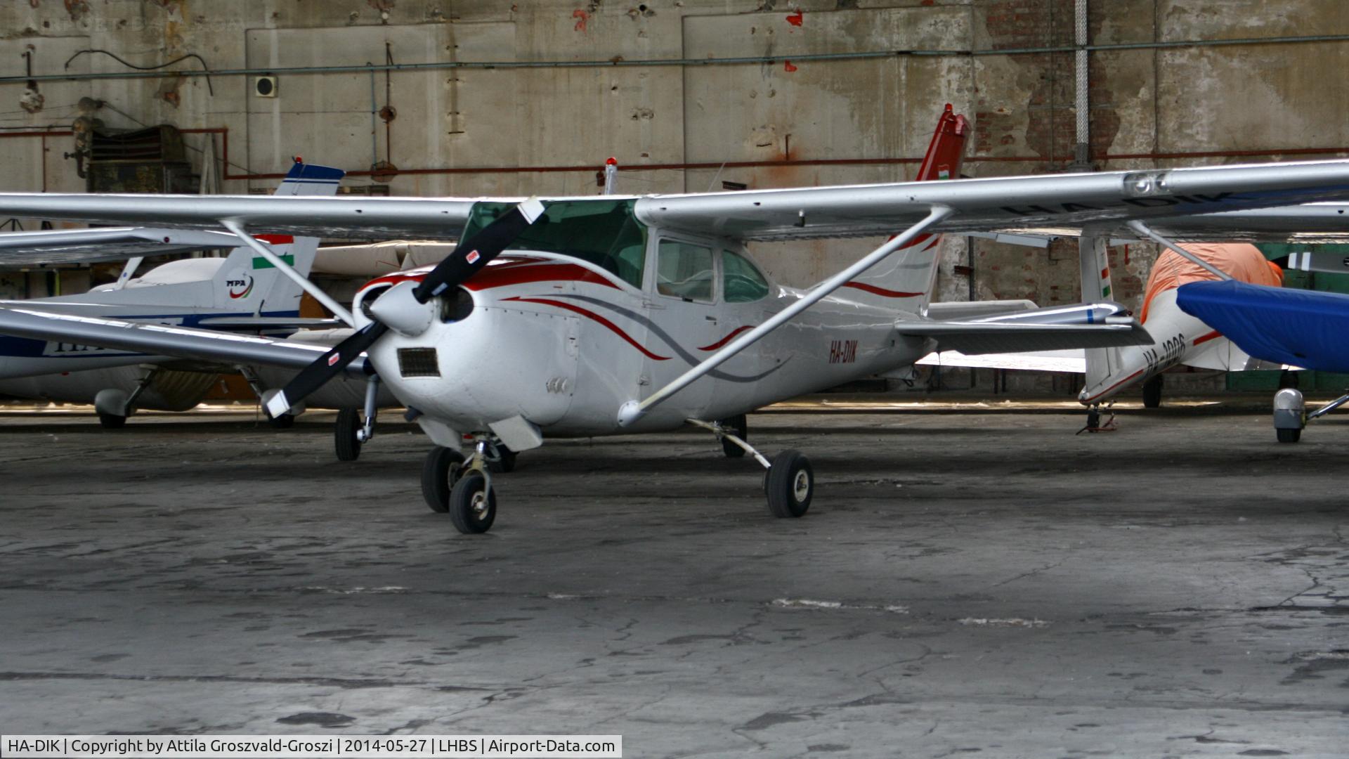 HA-DIK, Cessna 182K Skylane C/N 18258466, Budaörs Airport, Hungary