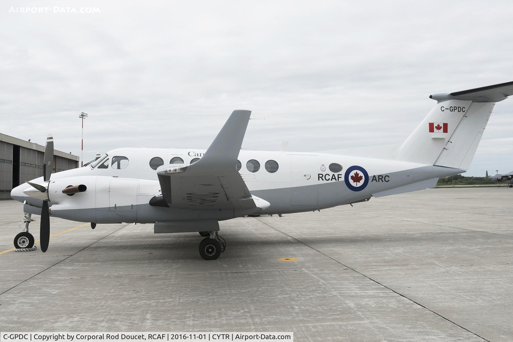 C-GPDC, 1994 Beech B300 King Air C/N FL-114, The RCAF’s new livery is shown on this leased King Air 350, which operates out of 8 Wing Trenton, Ontario. It is the first RCAF aircraft to receive the new paint scheme. PHOTO: Corporal Rod Doucet, TN05-2016-0802-007