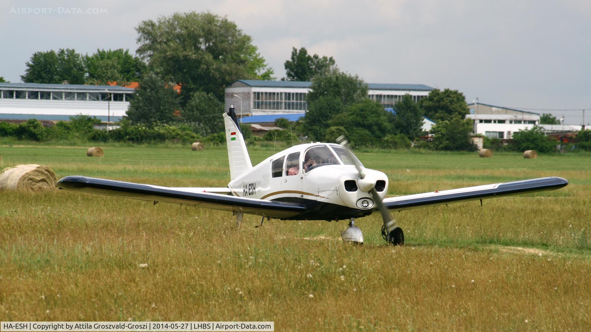 HA-ESH, Piper PA-28-140 Cherokee C C/N 28-26820, Budaörs Airport, Hungary