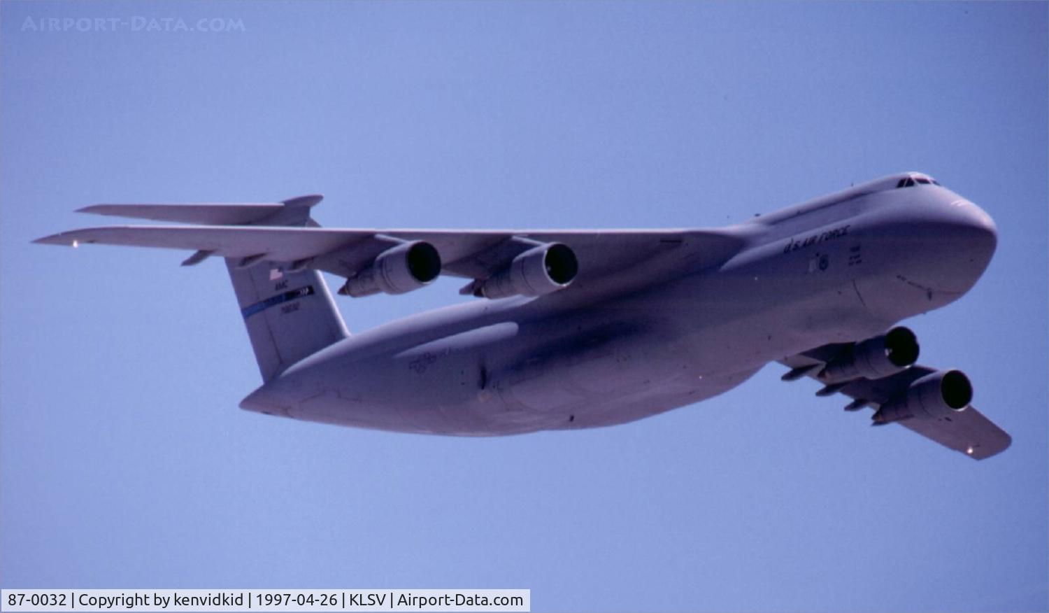 87-0032, 1987 Lockheed C-5B Galaxy C/N 500-0118, At the 1997 50th Anniversary of the USAF air display, Nellis AFB.