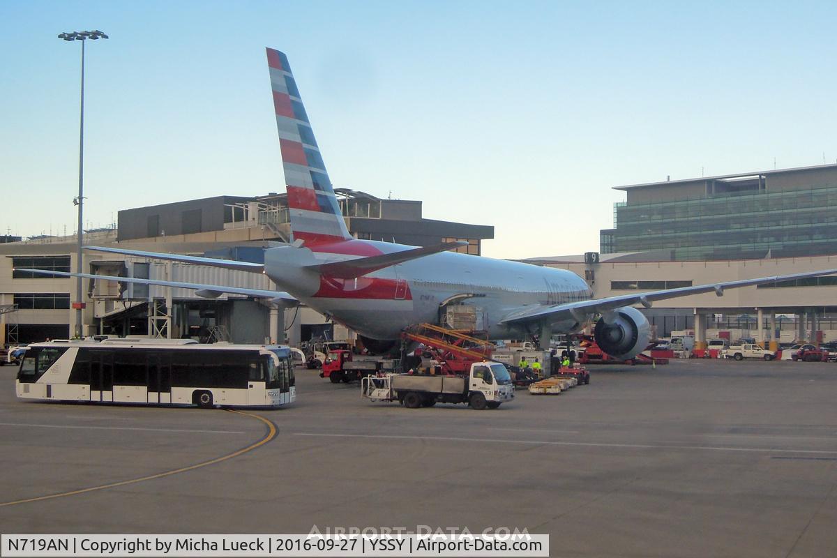 N719AN, 2013 Boeing 777-323/ER C/N 41668, At Mascot