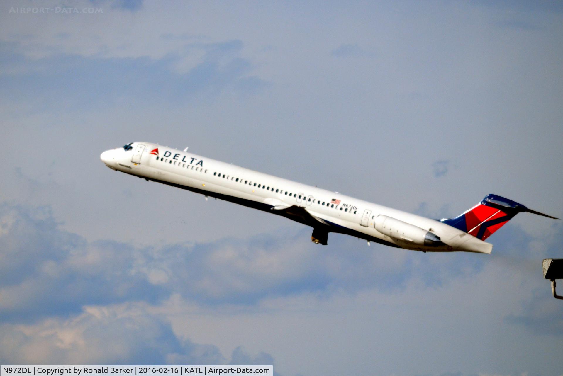 N972DL, 1991 McDonnell Douglas MD-88 C/N 53215, Takeoff Atlanta