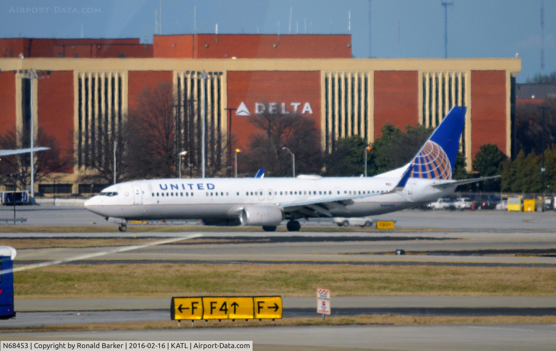 N68453, 2012 Boeing 737-924/ER C/N 41742, Landing Atlanta