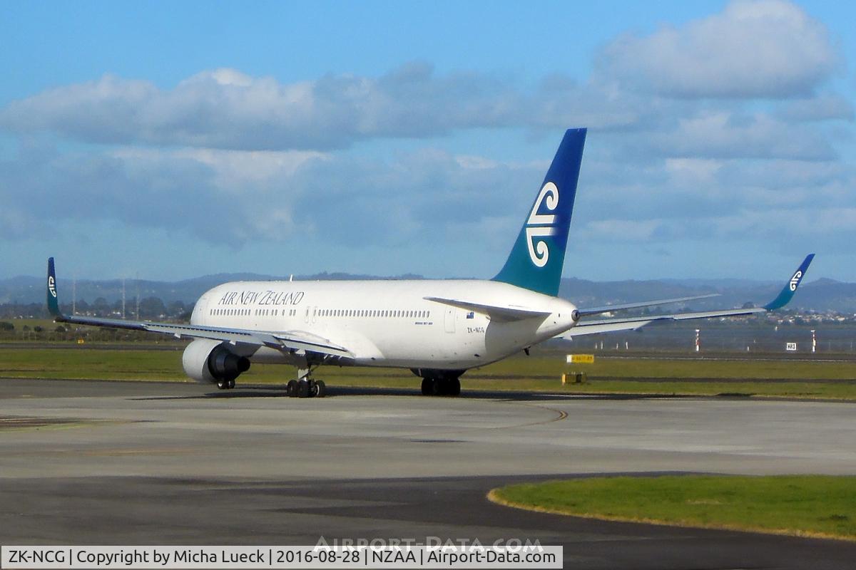 ZK-NCG, 1993 Boeing 767-319 C/N 26912, At Auckland