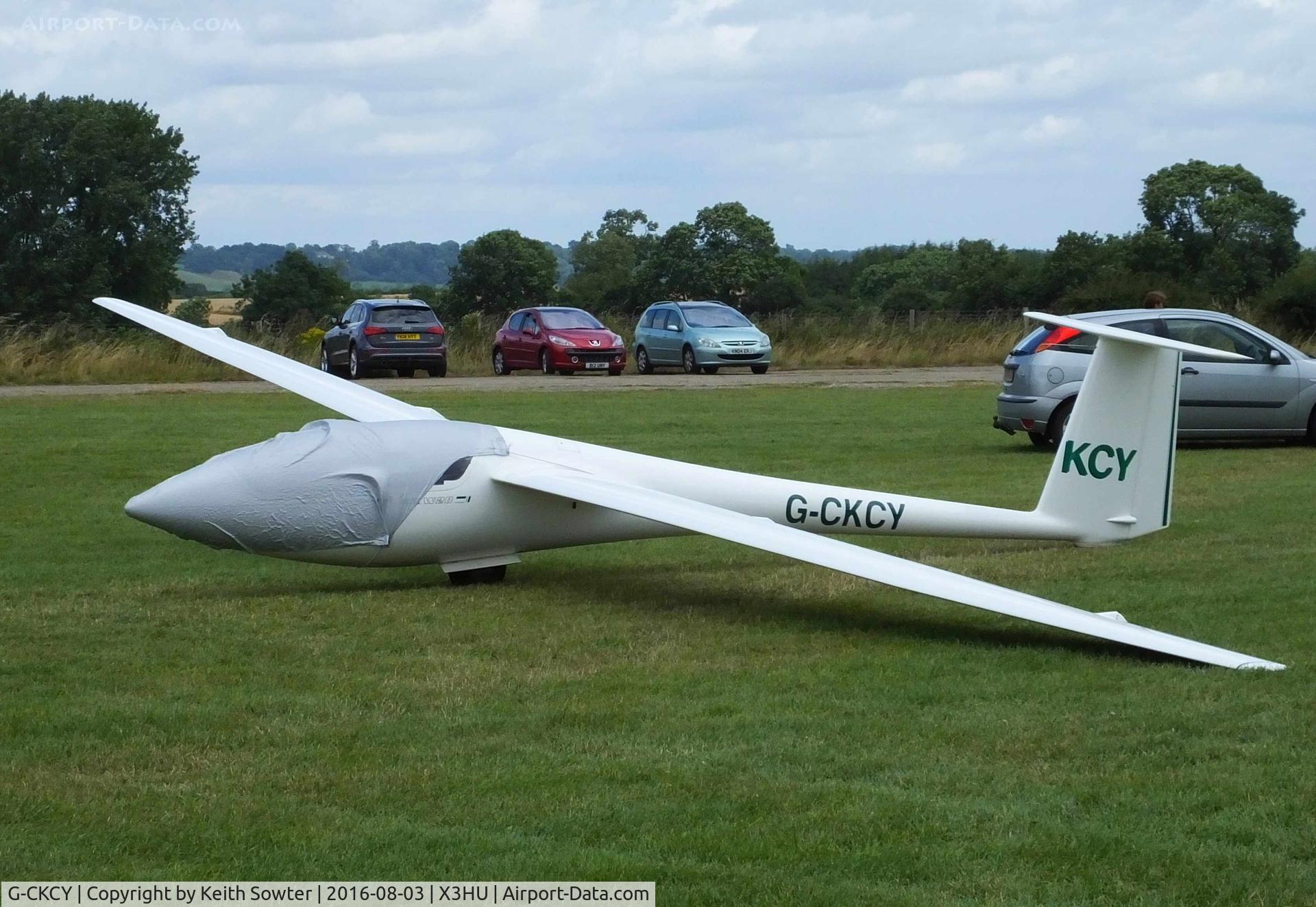 G-CKCY, 1978 Schleicher ASW-20 C/N 20068, Glider Comp