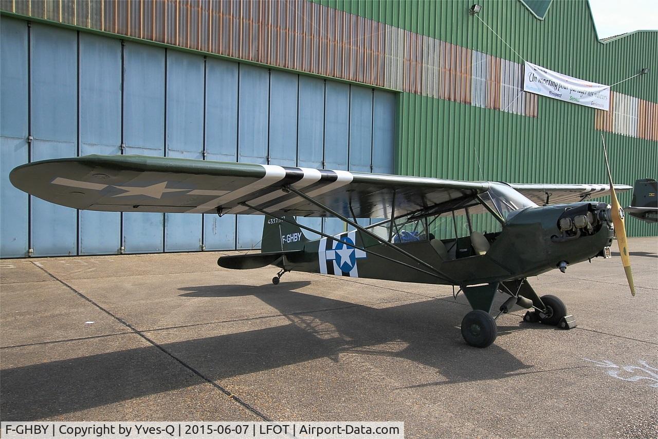 F-GHBY, 1943 Piper L-4A Grasshopper C/N 43-17737, Piper J3C-65 Cub, Static display, Tours-St Symphorien Air Base 705 (LFOT-TUF) Open day 2015