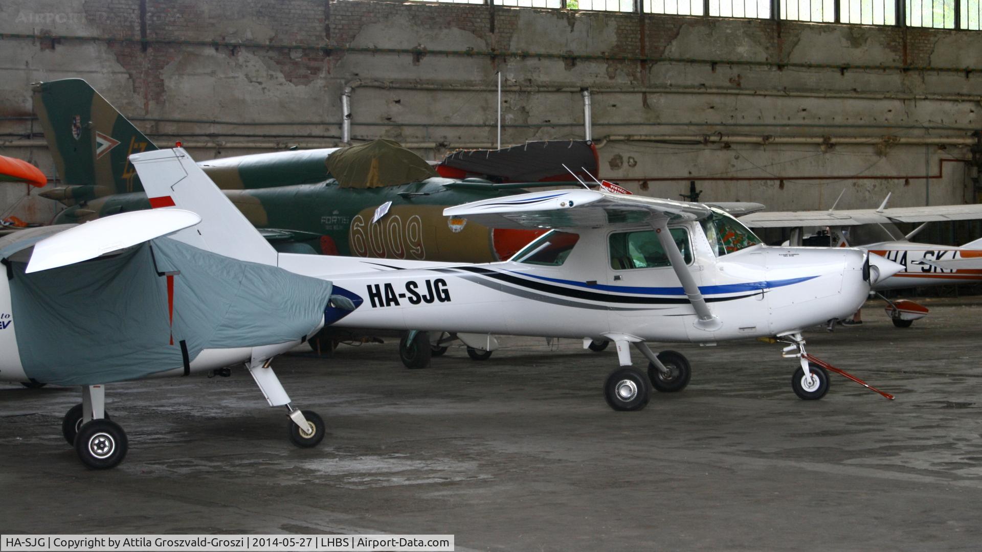 HA-SJG, 1981 Cessna 152 C/N 15284015, Budaörs Airport, Hungary