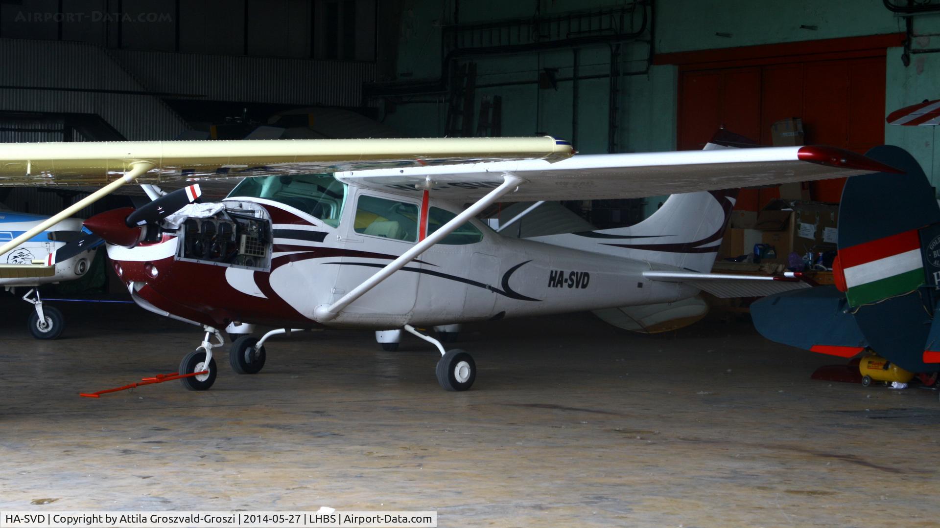 HA-SVD, 1978 Cessna R182 Skylane RG C/N R18200175, Budaörs Airport, Hungary