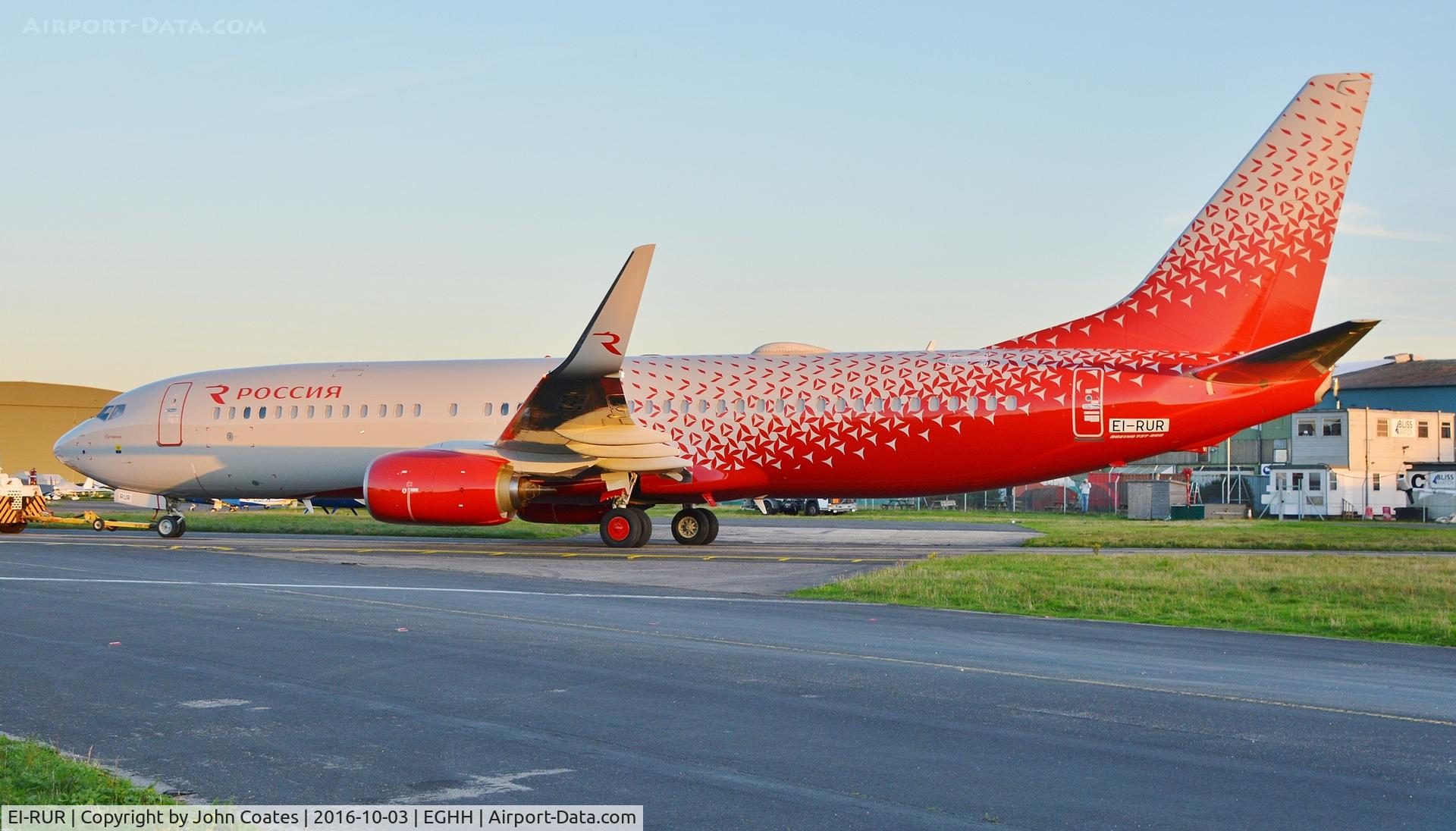 EI-RUR, 2015 Boeing 737-8MC C/N 44435, Departing in new Rossiya livery - Cyrillic side