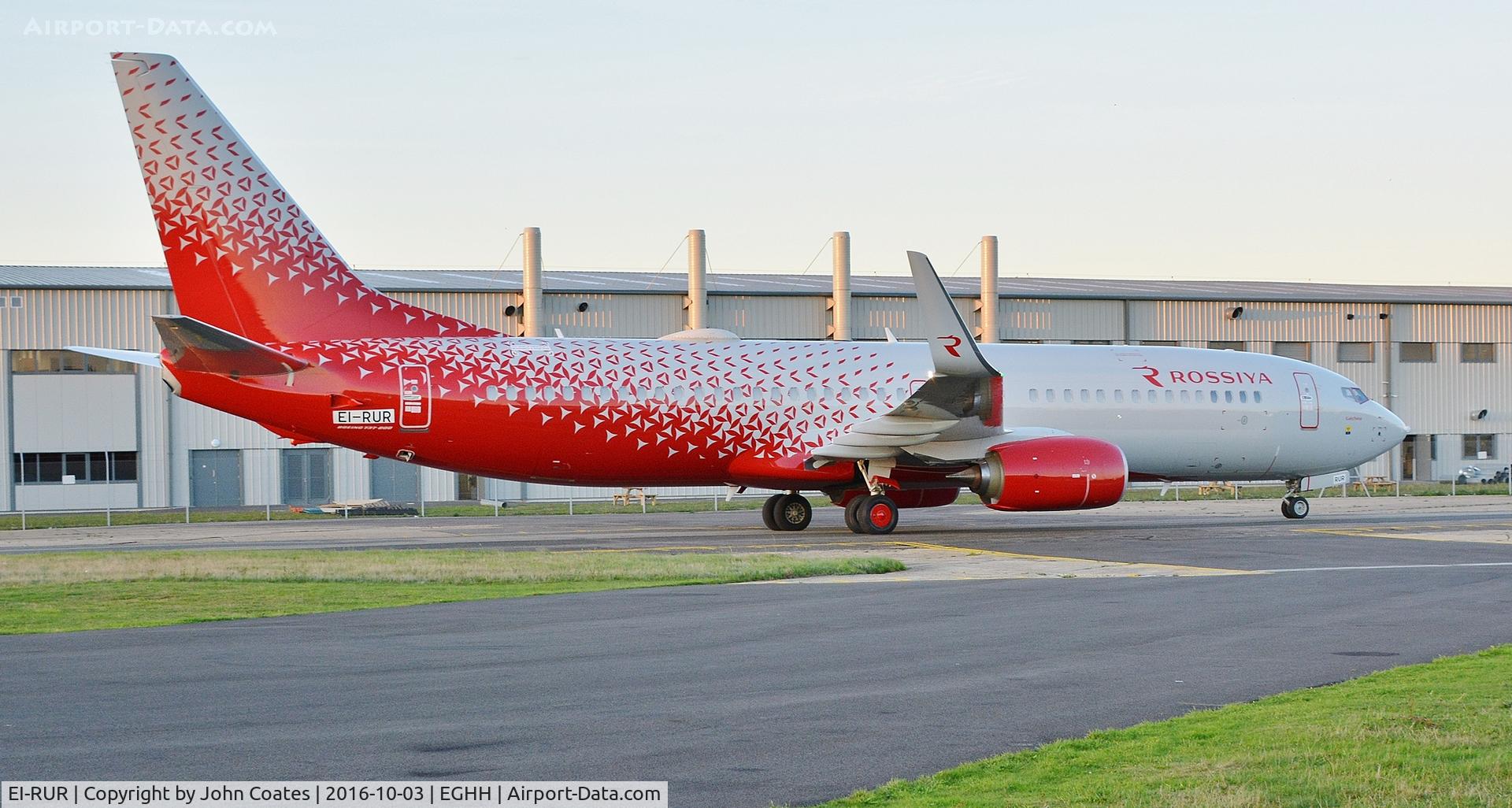 EI-RUR, 2015 Boeing 737-8MC C/N 44435, Just painted to latest Rossiya livery - English side