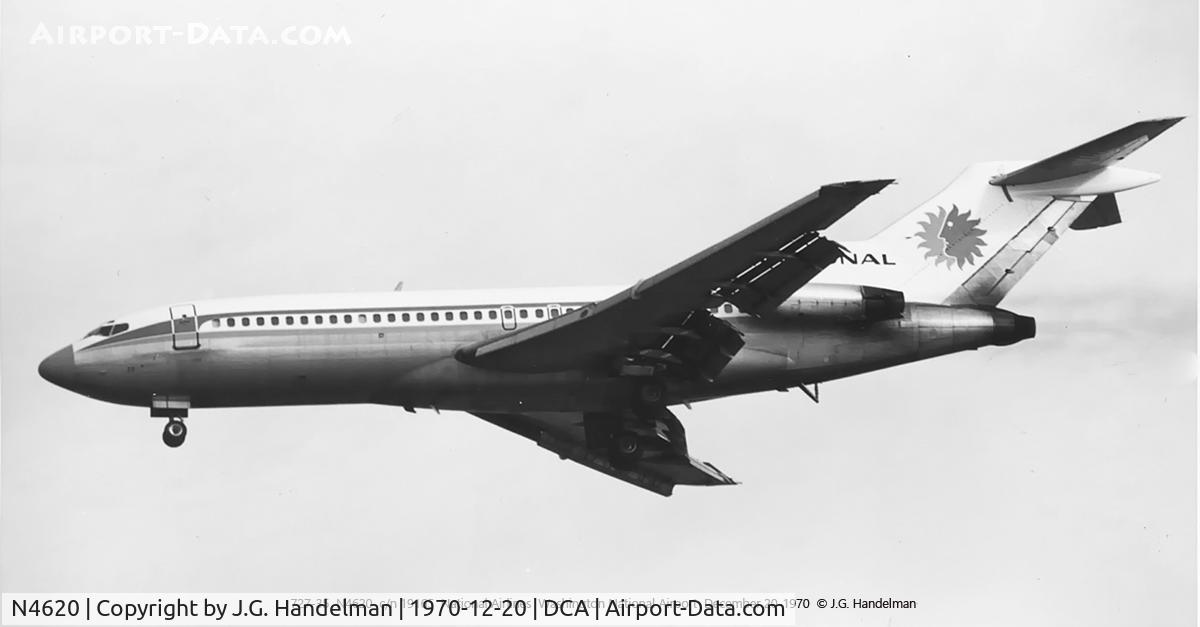 N4620, 1966 Boeing 727-35 C/N 19165, On final to DCA.