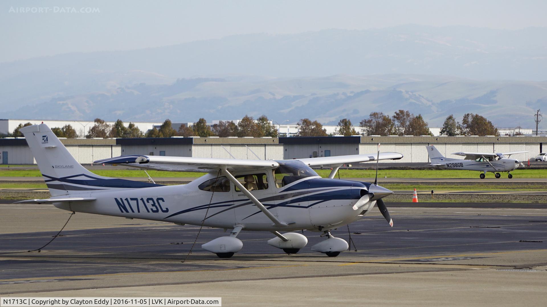 N1713C, 2007 Cessna 182T Skylane C/N 18282013, N1713C at Livermore Airport in California. 2016.