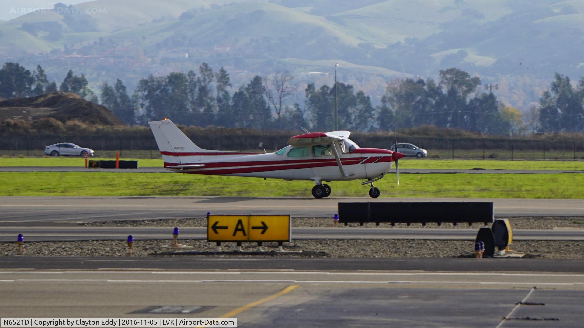 N6521D, 1979 Cessna 172N C/N 17272842, N6521D doing touch and goes at Livermore Airport in California. 2016.