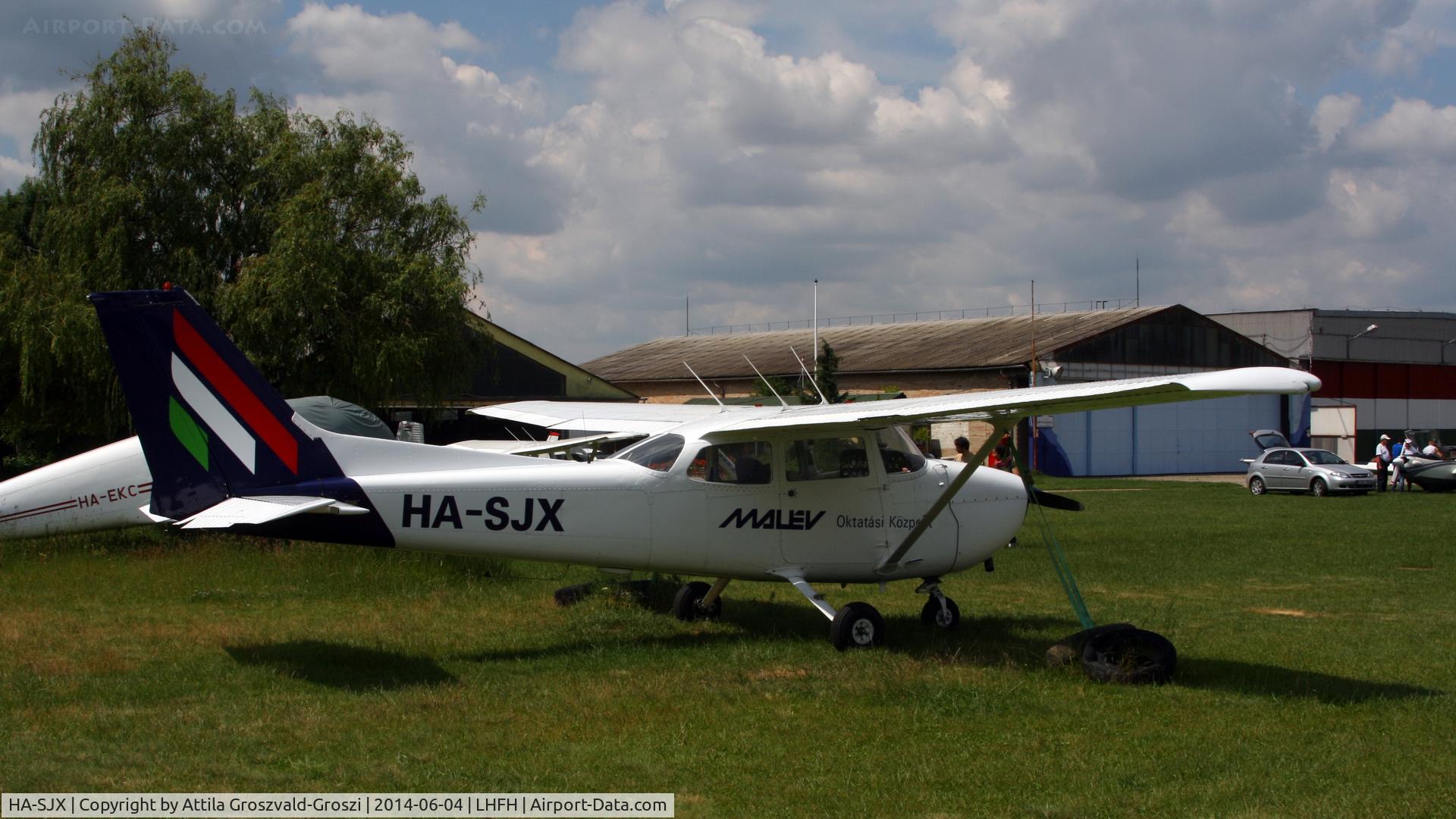 HA-SJX, 1978 Cessna 172N C/N 17270653, Farkashegy Airfield, Hungary