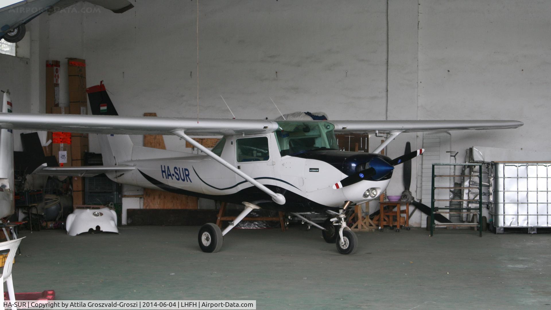 HA-SUR, Cessna 152 C/N 15283620, Budakeszi-Farkashegy Airfield, Hungary