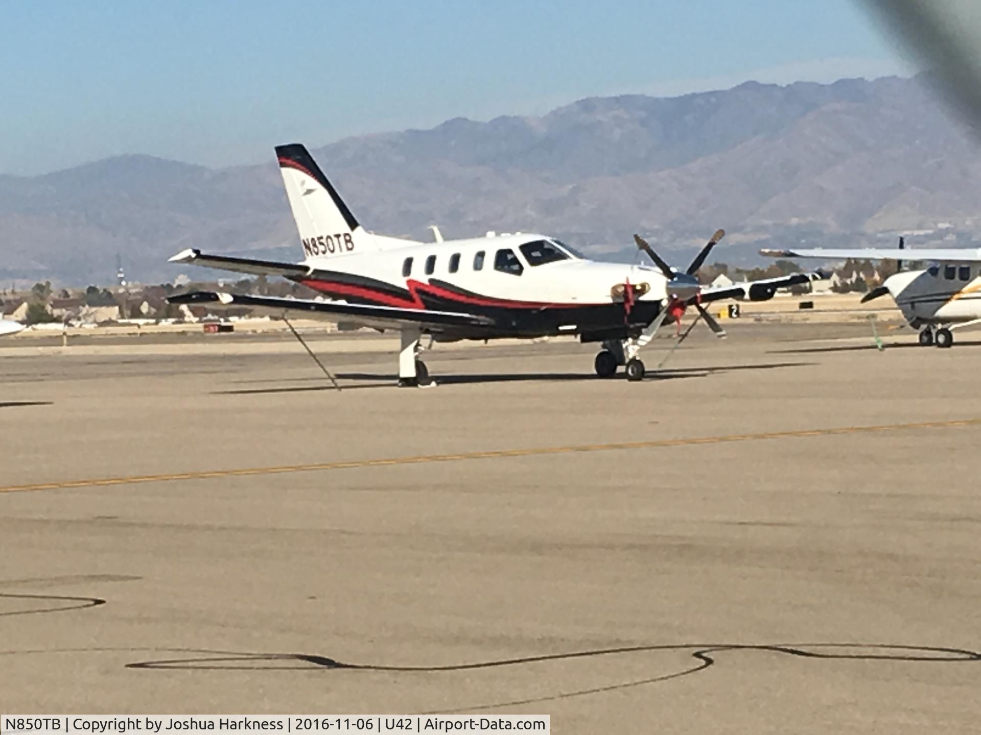 N850TB, 2006 Socata TBM-700 C/N 346, N850TB at south valley regional airport. Salt Lake City UT
