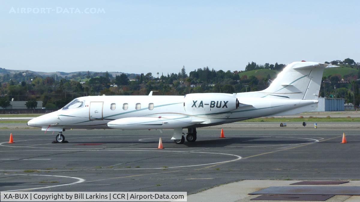 XA-BUX, 1975 Gates LearJet 35 C/N 35-020, Visitor