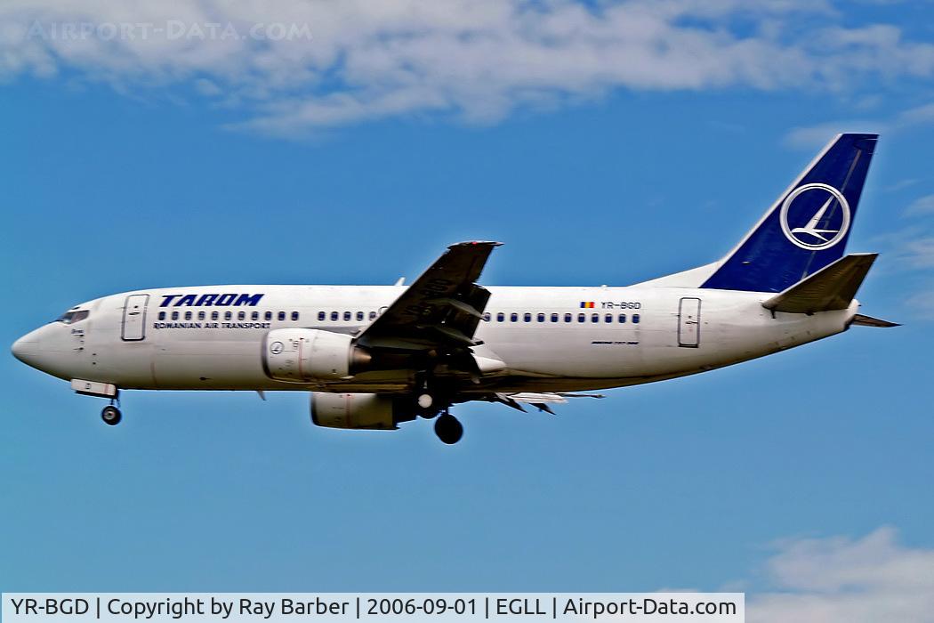 YR-BGD, 1994 Boeing 737-38J C/N 27182/2663, Boeing 737-38J [27182] (TAROM) Heathrow~G 01/09/2006. On finals 27L old scheme.