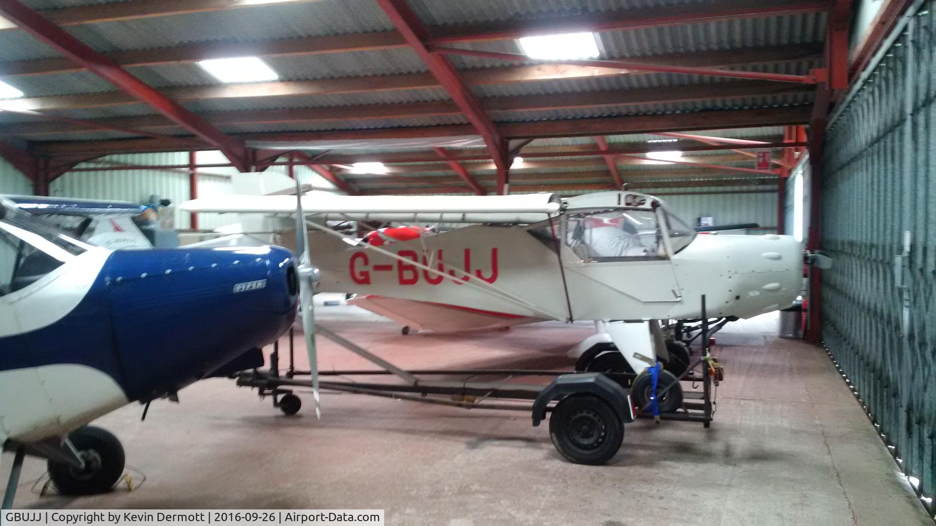 GBUJJ, 1992 Avid Speedwing C/N PFA 189-11738, Wings folded Breighton airfield Nov 16.