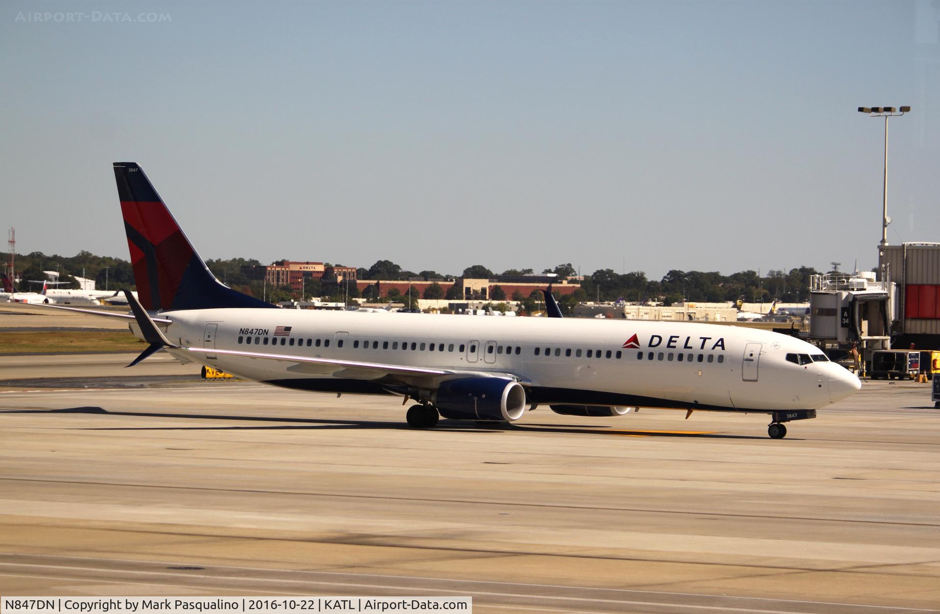 N847DN, 2015 Boeing 737-932/ER C/N 31958, Boeing 737-900ER