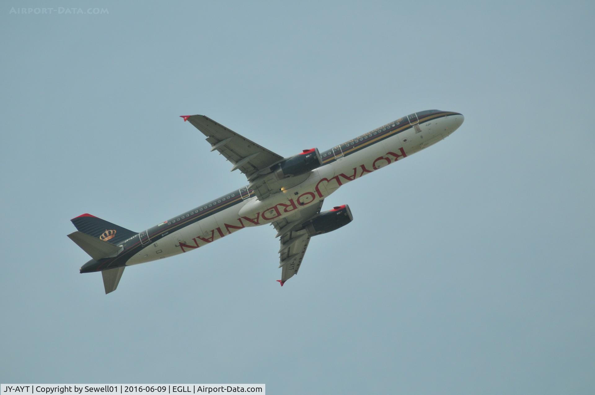 JY-AYT, 2012 Airbus A321-231 C/N 5099, Leaving LHR