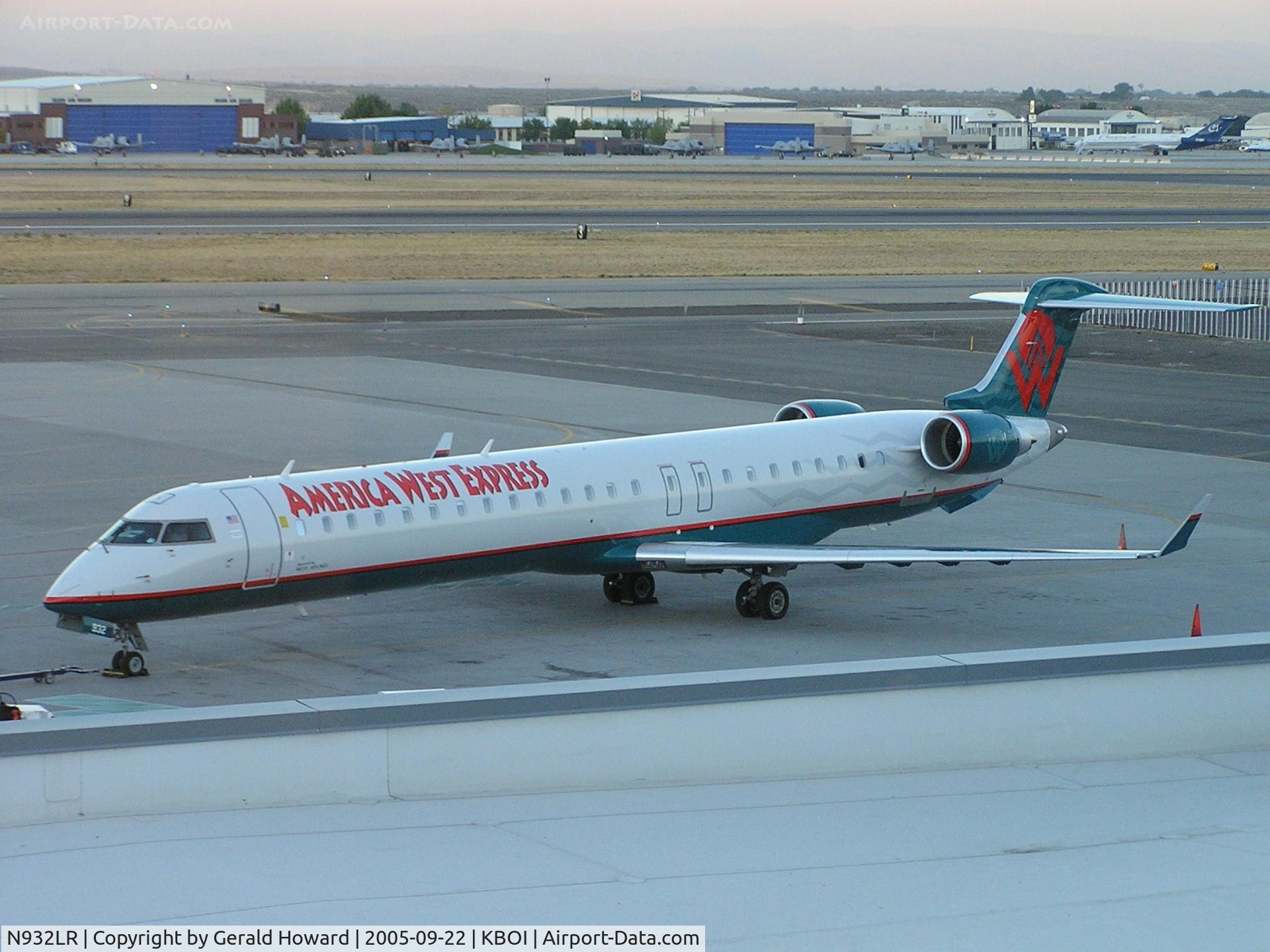 N932LR, 2005 Bombardier CRJ-900ER (CL-600-2D24) C/N 15032, America West parked on Horizon ramp. Flew to LAX for several months, but was cancelled.