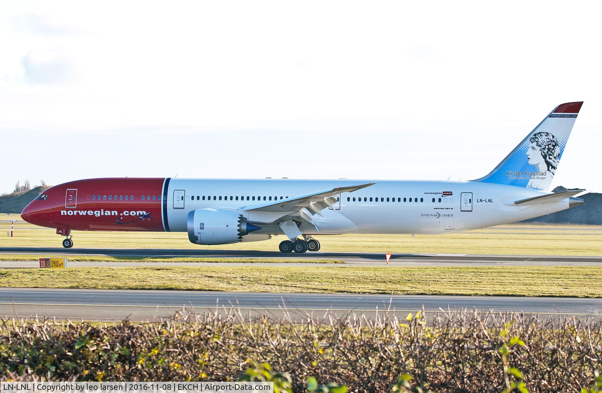 LN-LNL, 2016 Boeing 787-9 Dreamliner C/N 37931, Copenhagen 8.11.16 
