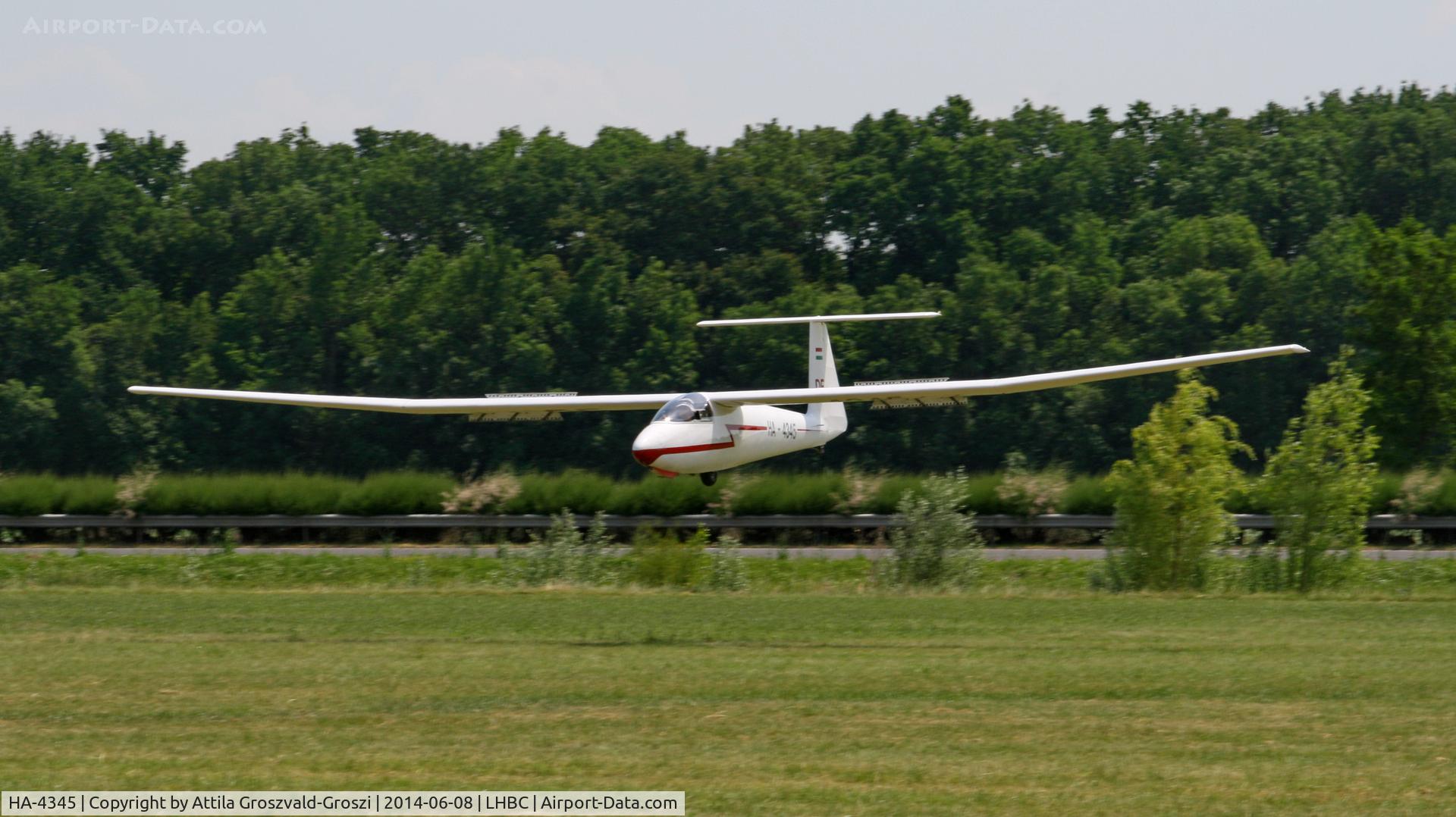 HA-4345, 1976 PZL-Bielsko SZD-30 Pirat C/N S-07.05, Békéscsaba Airport, Hungary