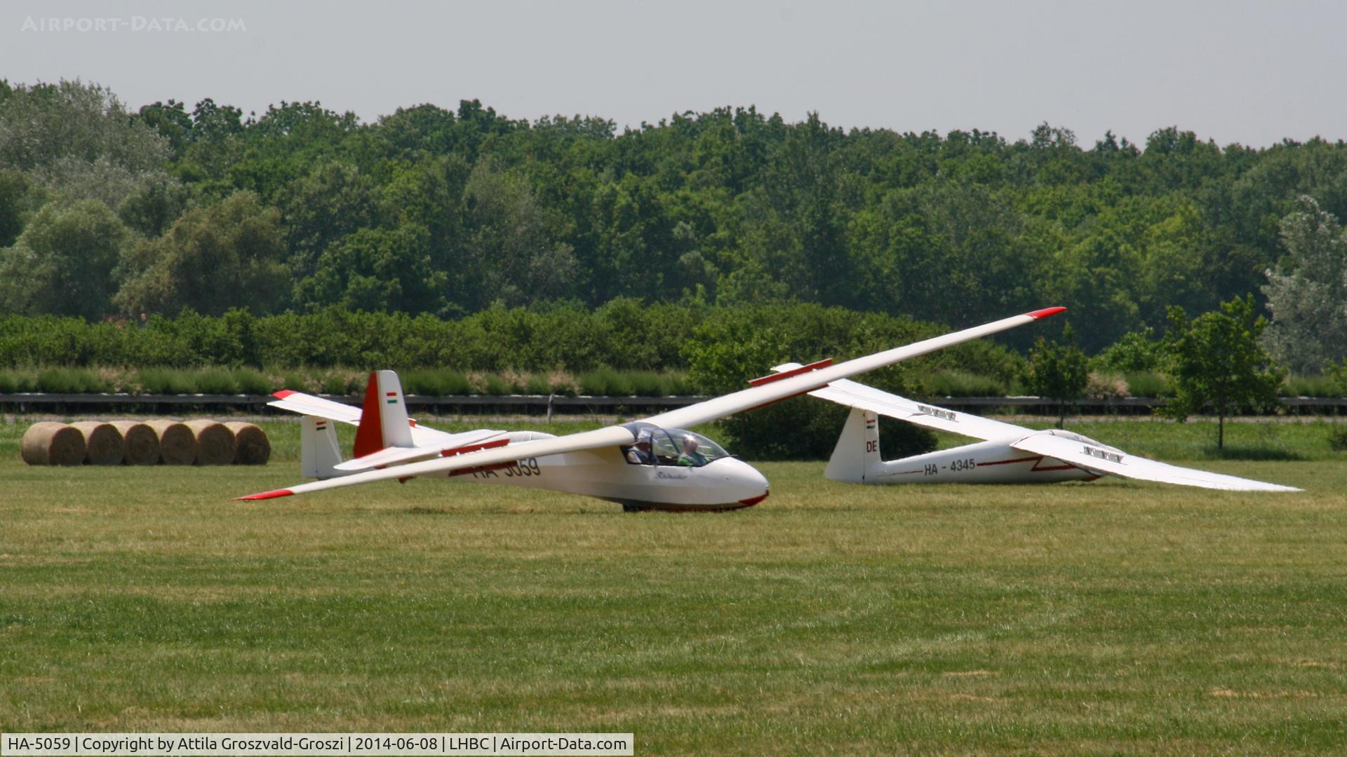HA-5059, 1964 Schleicher Ka-7 Rhonadler C/N 7170, Békéscsaba Airport, Hungary